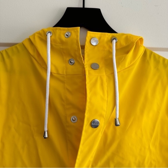 RAINS Rain Jacket Unisex Yellow Size XXS/XS - Picture 3 of 12
